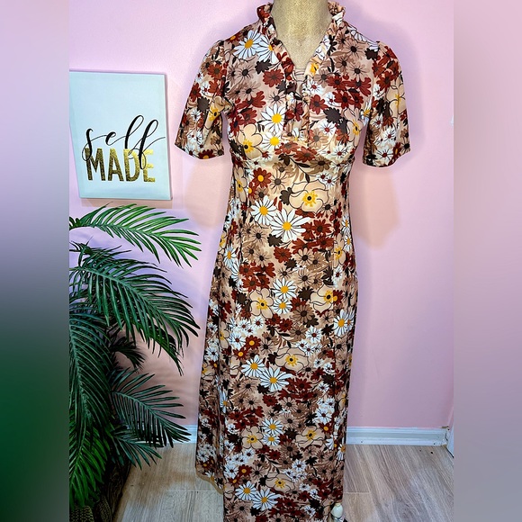Vintage 1970’s Floral Maxi Dress Size L - Picture 1 of 16